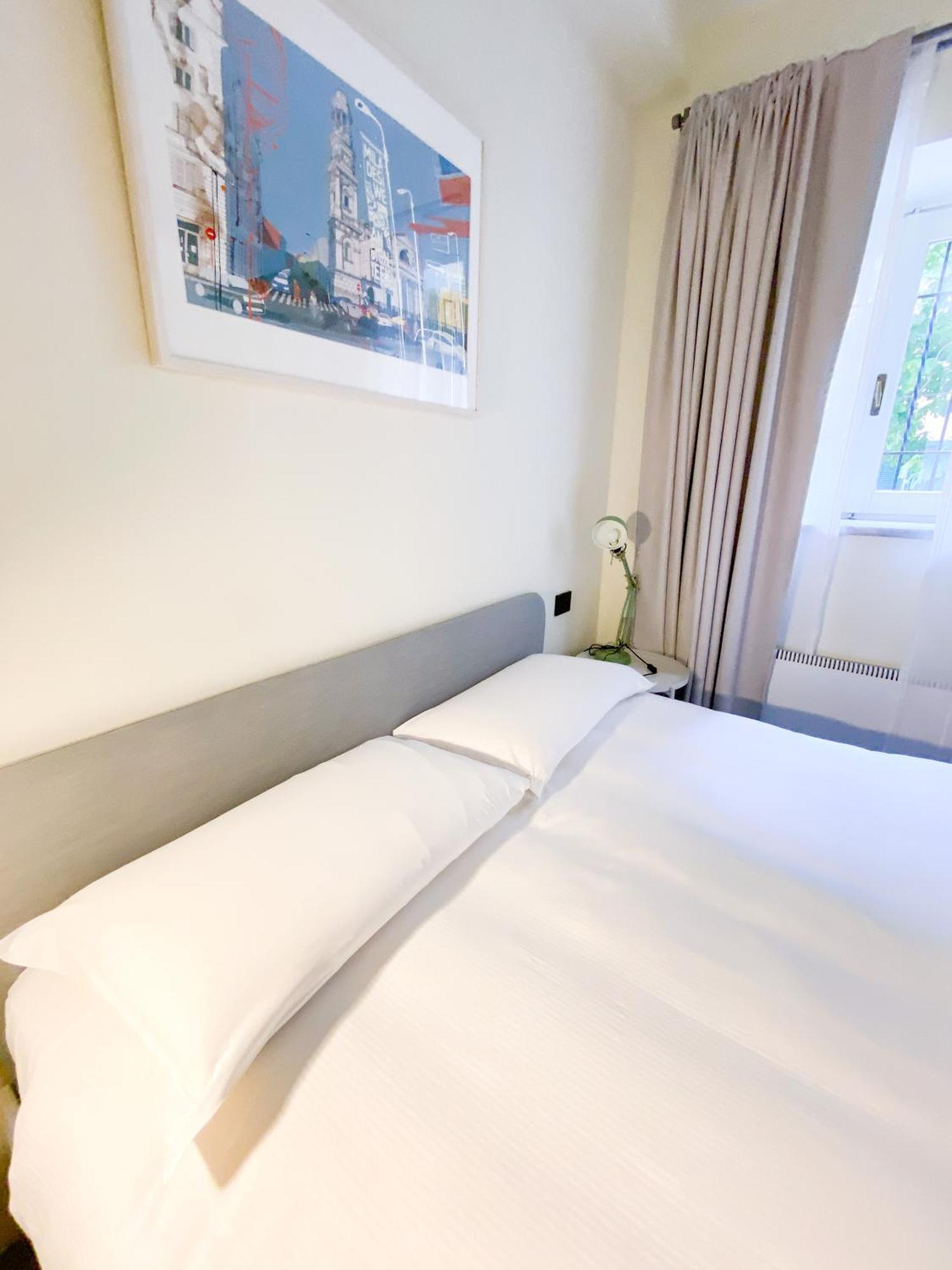 Brenta Place ミラノ エクステリア 写真